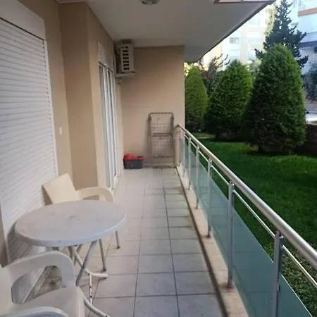 Apartamento Konyaalti Plaji Havuzbasi 1+1 Daire Antália